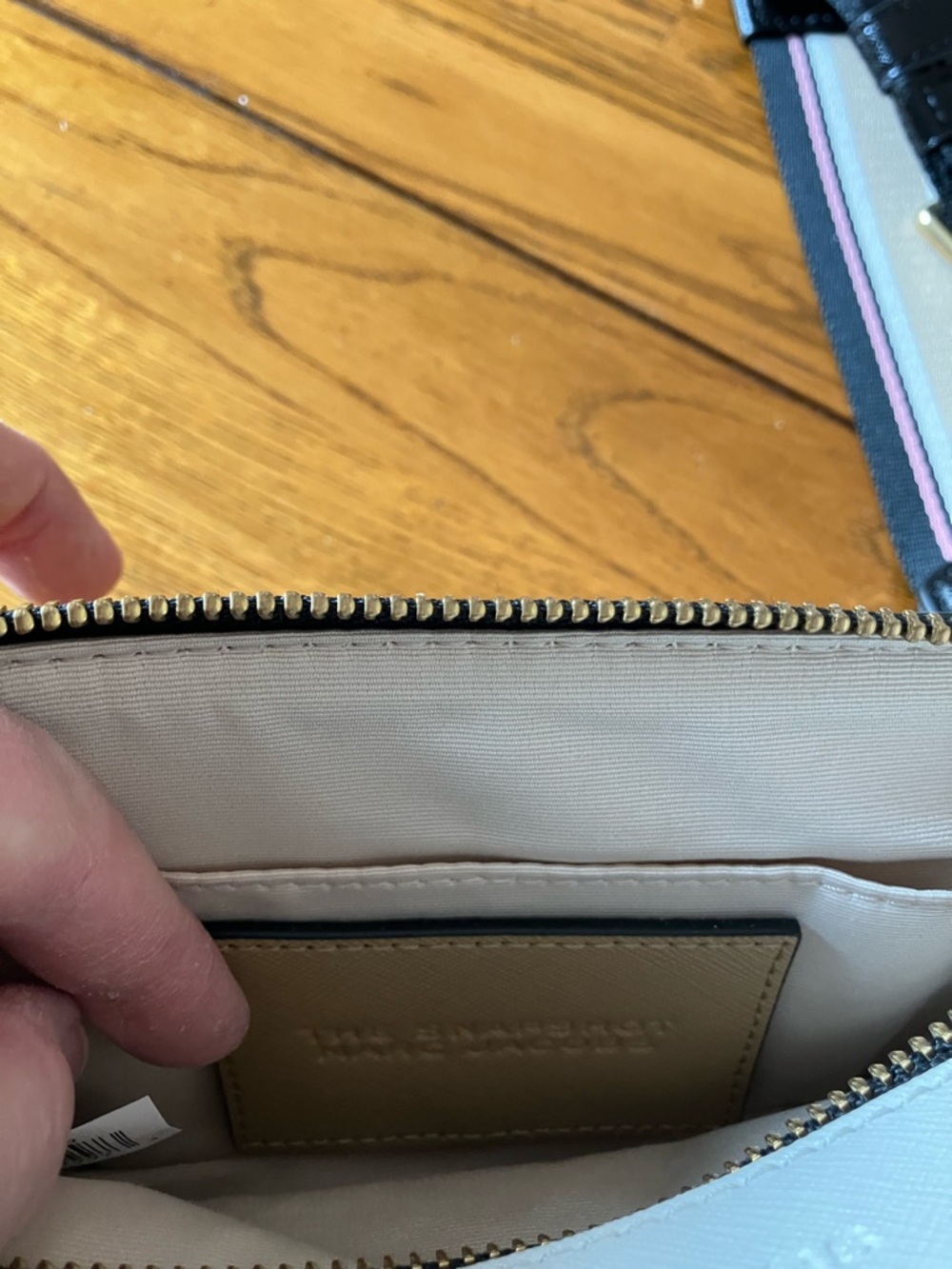 Marc Jacobs Tan Pink Ivory Black Snapshot Crossbody Striped Adjustable Strap - Picture 9 of 10